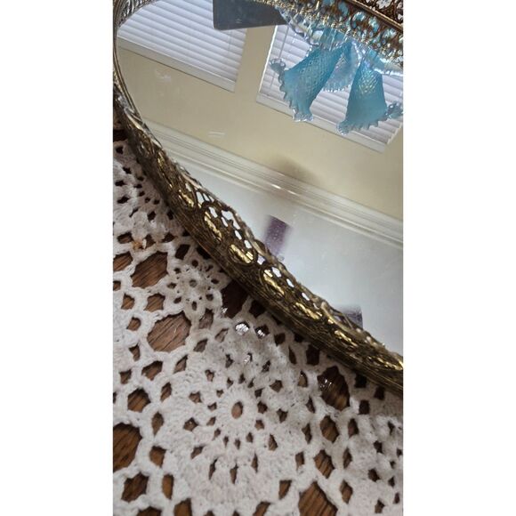 VTG Hollywood Regency Oval Filigree Mirror Vanity Tray 6.5 x 11./4" Gold - Picture 4 of 6